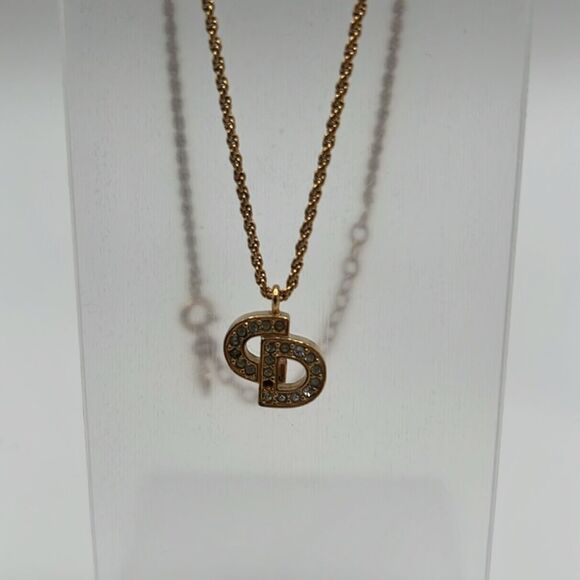 CHRISTIAN DIOR VINTAGE "CD" CRYSTAL CHARM GOLD NECKLACE - Picture 2 of 6